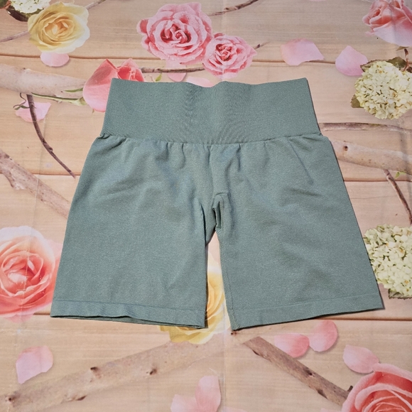 NVGTN sage green shorts - Picture 3 of 7